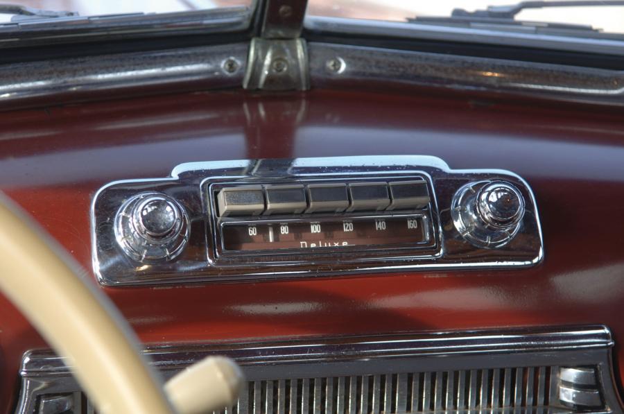  Oldsmobile 66 Deluxe Station Wagon 1948 года  (фото 2 из 6)